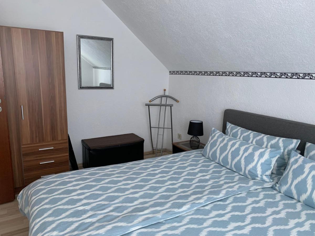 Apartment Adam Bechenheim Екстер'єр фото
