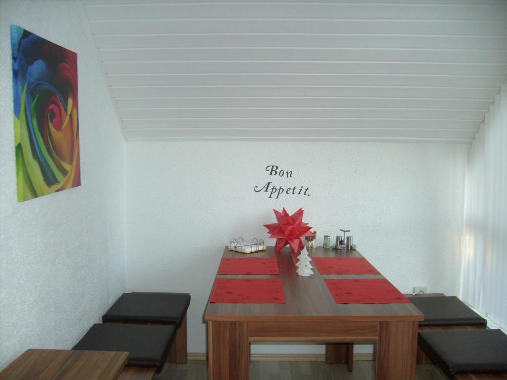 Apartment Adam Bechenheim Екстер'єр фото