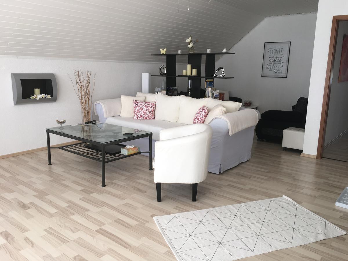 Apartment Adam Bechenheim Екстер'єр фото